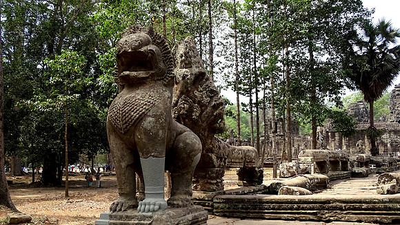 Bayon Temple Complex