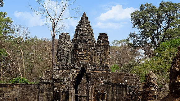 Bayon Temple Complex