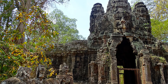 Bayon Temple Complex