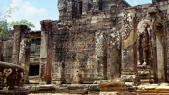 Bayon Temple Complex