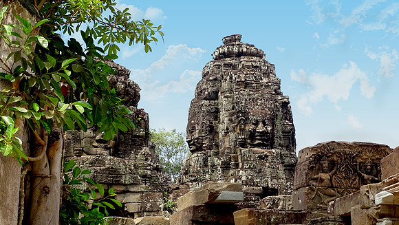 Bayon Temple Complex