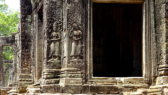 Bayon Temple Complex