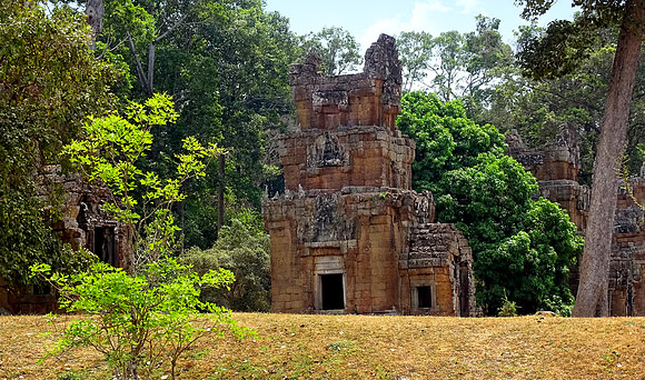Bayon Temple Complex