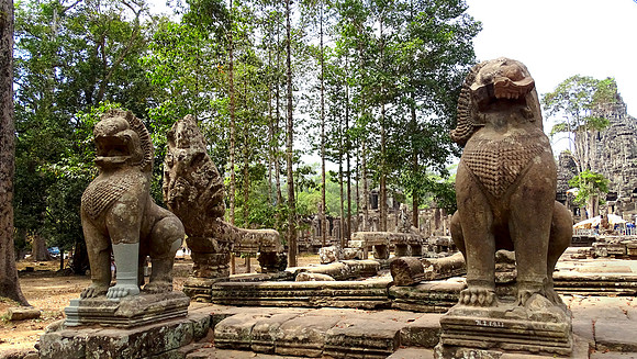 Bayon Temple Complex