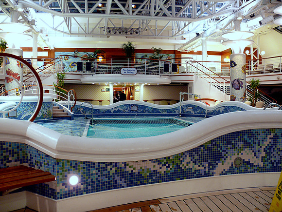 Image of cruise ship.