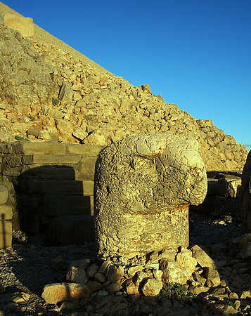 Mount Nemrut (Nemrut Dagi)