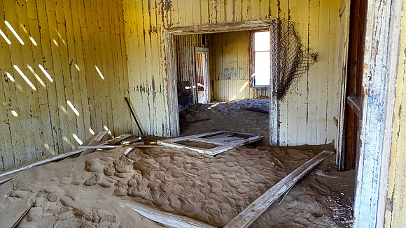 Ghost town of Kolmanskop, Nambia