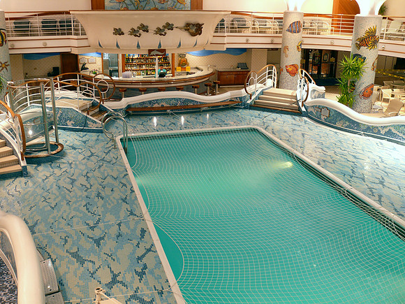 Image of cruise ship.