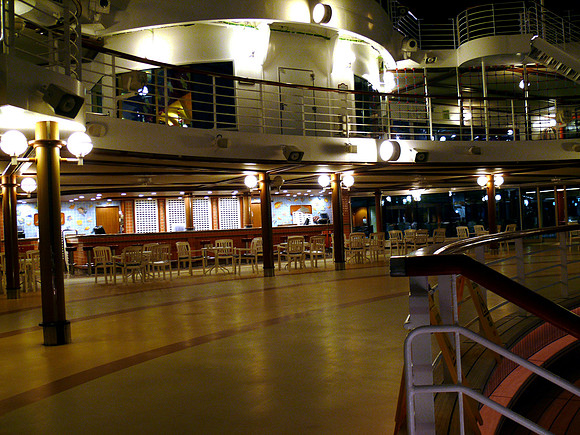 Image of cruise ship.