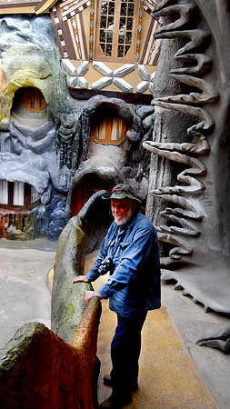Hang Nga Guesthouse - "The Crazy House"