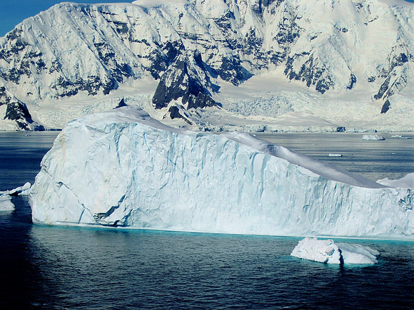 Neumayer Channel - Antarctica