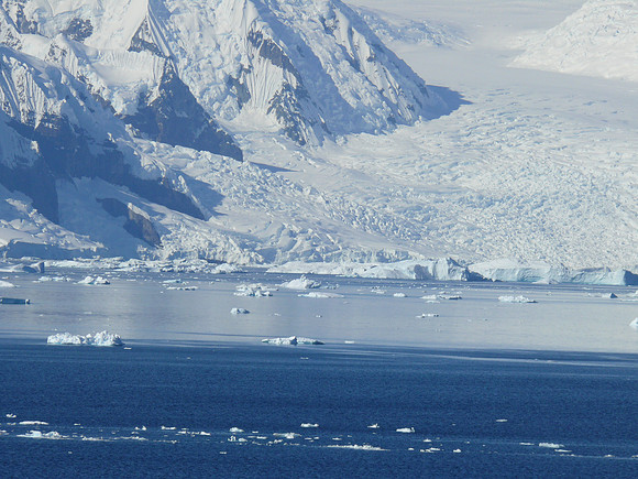 Neumayer Channel - Antarctica