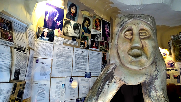 Hang Nga Guesthouse - "The Crazy House"