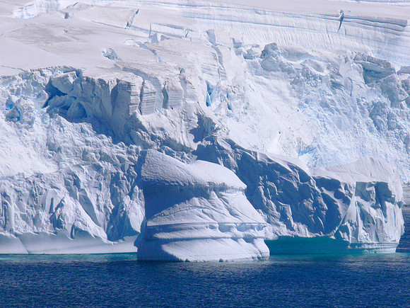 Neumayer Channel - Antarctica