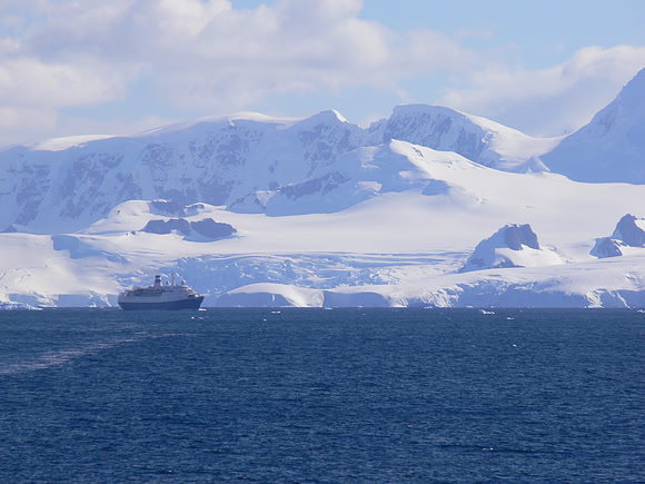 Neumayer Channel - Antarctica